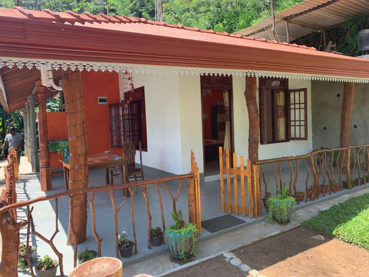 Induwara Guest Hotel Ела Екстериор снимка