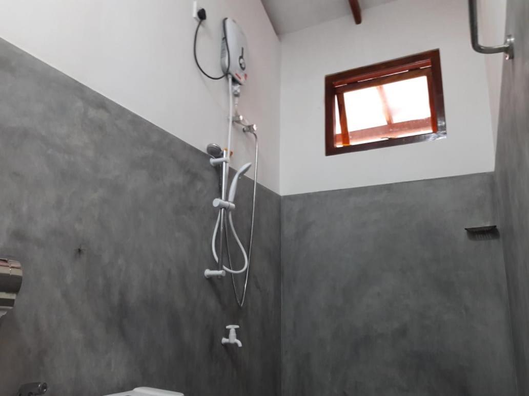 Induwara Guest Hotel Ела Екстериор снимка
