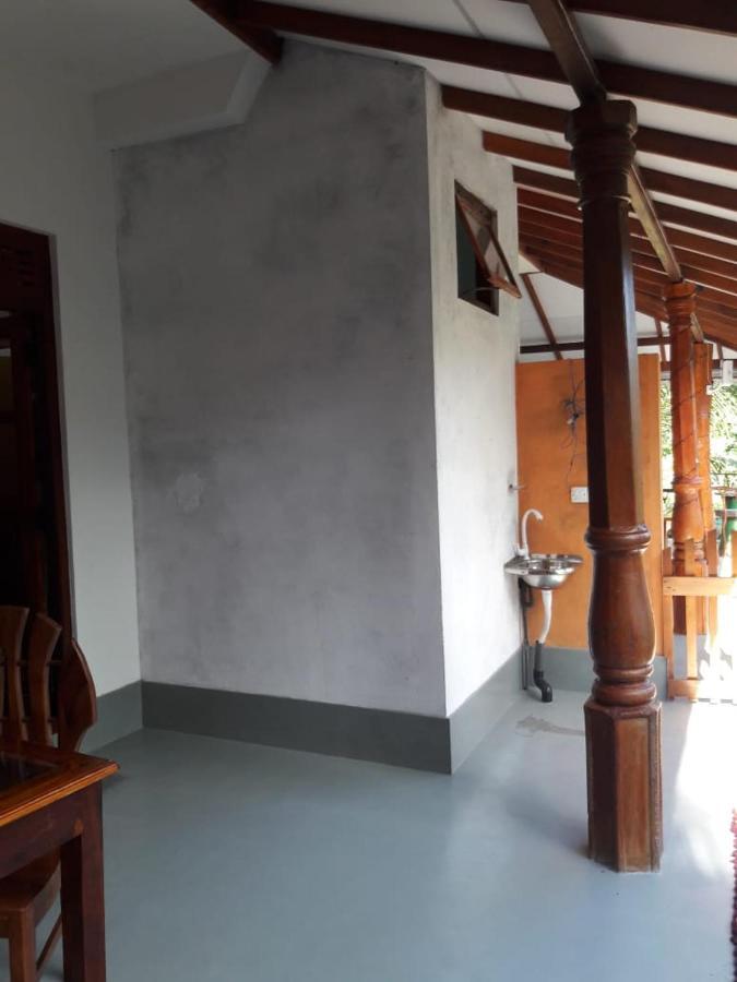 Induwara Guest Hotel Ела Екстериор снимка